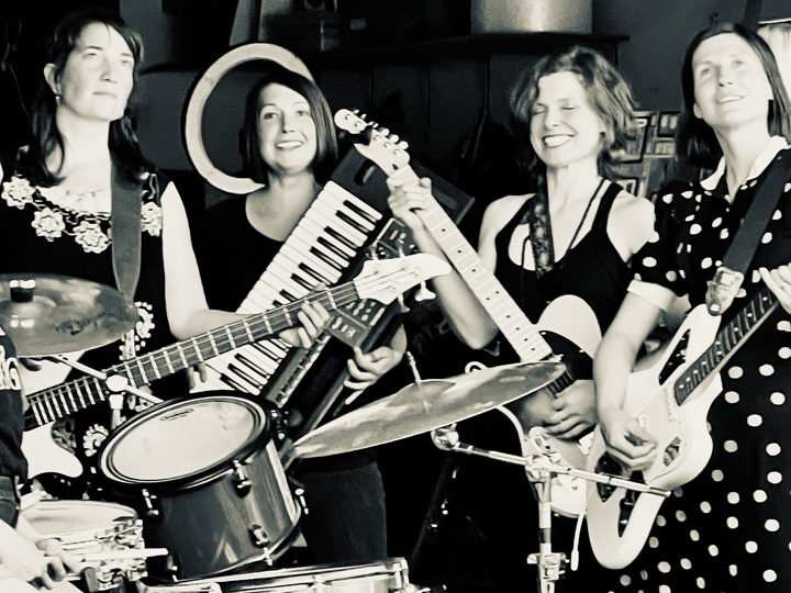 rehearsal lofi sofias photo by Paul Perreault