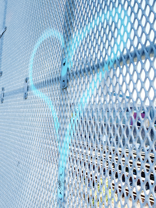 heart chain b © Holly Troy 11.2022